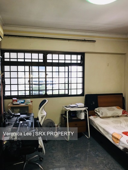 Blk 285C Toh Guan Road (Jurong East), HDB Executive #184344192